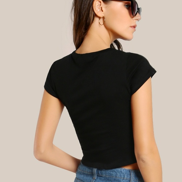 🔥FINAL SALE🔥🌿CROP TOP🌿 - Picture 4 of 7